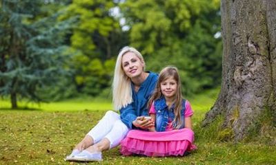 Private Photo Session with a Local Photographer in Falkirk