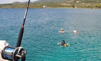 5 hours from Sithonia: Sailing trip secluded coves & Islands