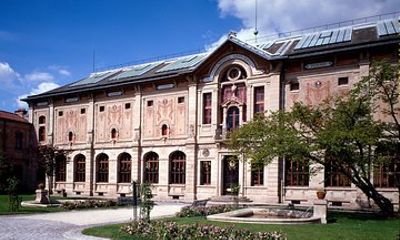 Skip the Line: Musée National Adrien Dubouché Ticket - Open Visit