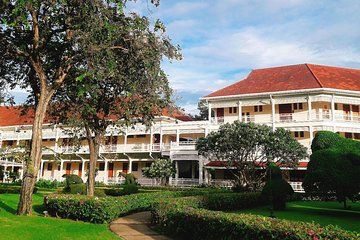 Hua Hin Tour with Shared Transfer & Afternoon High Tea