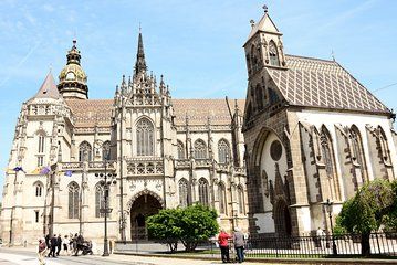 4 days - Wine tasting & Spa (small group minimum 2 people & maximum 4 people)