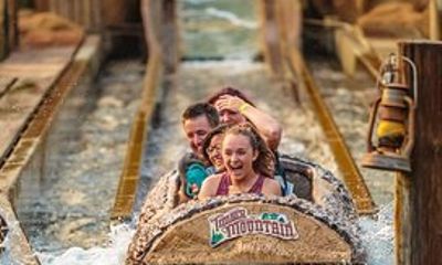 Knott's Berry Farm Tickets with Hotel Transfers from Anaheim