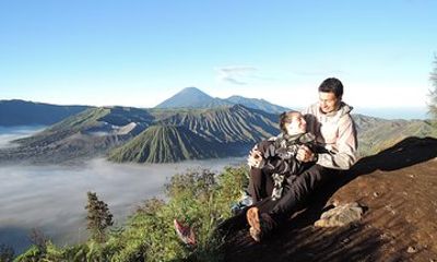 Bromo Sunrise - Ijen Crater Tour 2 Day 1 Night