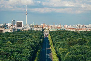Berlin Private Walking Tour 4 hours with English Guide