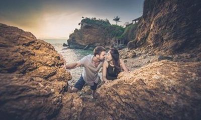 Private Photo Session with a Local Photographer in Kaohsiung