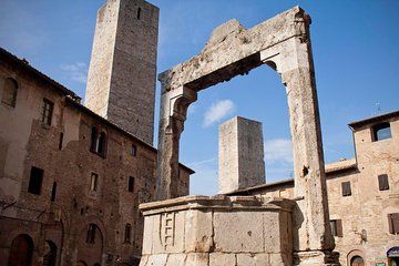 Siena and San Gimignano Port Tour (Driver Only/Self Touring)