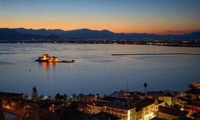 Explore Peloponnese Private from Athens, 2Days