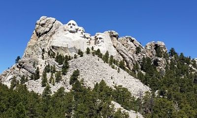 Private 5 Hour Black Hills Tour with Local Experts