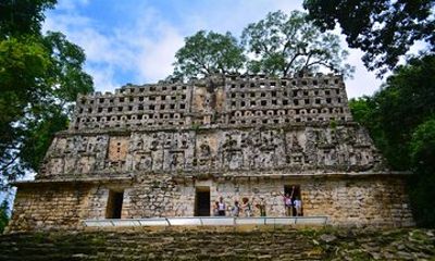 Lacandona Jungle, Yaxchilan and Bonampak Day Trip from Palenque