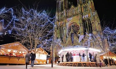 Day at Champagne Christmas market in Reims from Paris