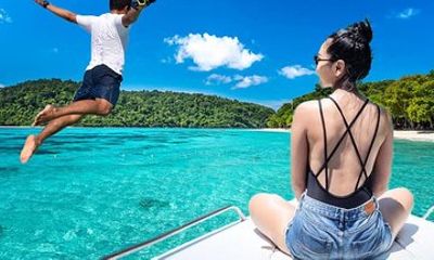 Early Bird Speedboat Trip to Phi Phi Islands