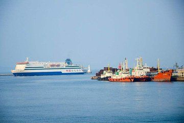 All-Inclusive Private Dalian Port Layover Tour with Lunch