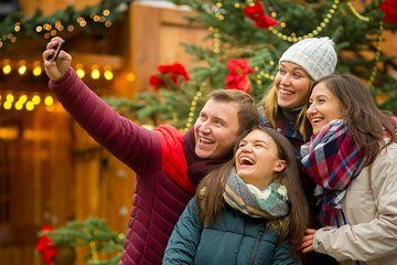 Experience the season with a scavenger hunt in Baton Rouge with Holly Jolly Hunt