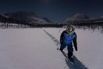 Star Walk Night Snowshoeing Tour from Tromso