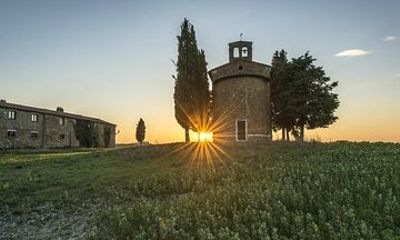 Tuscany Zone by Yourself from Perugia English Speaking Driver