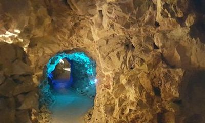 Grand Canyon Caverns, Route 66 thru Crozier Canyon Tour