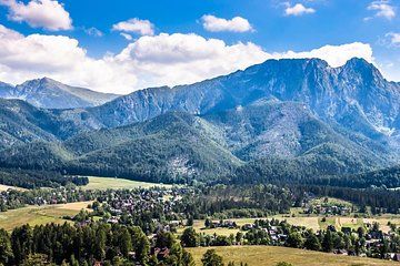 Private transfer between Warsaw and Zakopane(one way or round-trip)