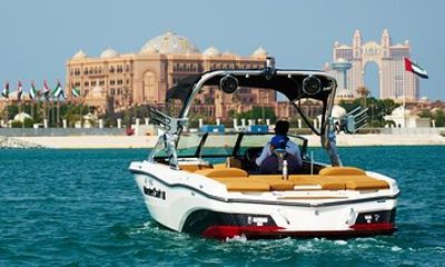 Abu Dhabi Corniche Highlights - Private Jet Boat Tour, From Abu Dhabi Mall