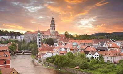 Direct one way transfer from Hallstatt to Český Krumlov