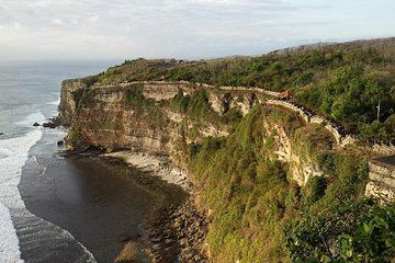 6-hour car charter to Uluwatu Temple Kecak Dance