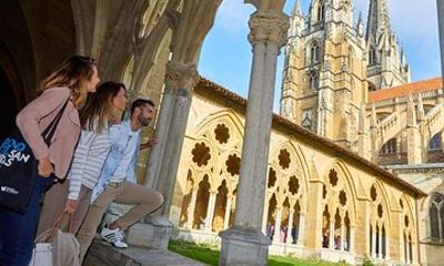 Biarritz and French Basque coast small group tour lunch included