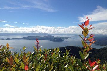 Tagaytay + Hidden Waterfalls + Taal Volcano Sightseeing (3in1)