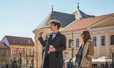 Discover Oradea - Walking Tour with Local Food Tasting