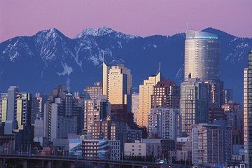 8 Day Private Tour Unpacked Western Canada in English or German