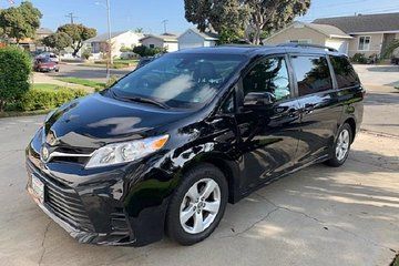 Charter departure from Downtown Los Angeles | Japanese driver's assurance, van tour with leather seats, business, inspection (1-5 people / 4 hours~)