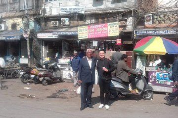 Full day tour of Old and New Delhi