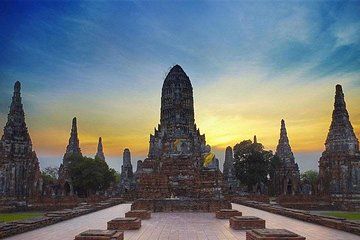 Ayutthaya's Top Attractions & Boat Ride from Bus Station
