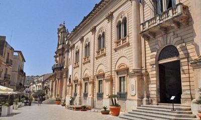 Exursions Tour the 4 Baroque Cities of Val di Noto