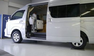 English/french speaking driver