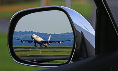 Private Transfer from Potsdam to Berlin Tegel Airport