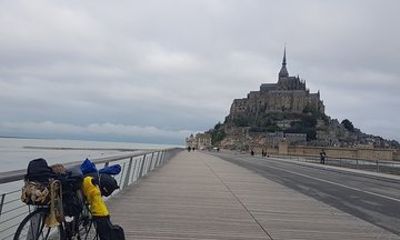 Mont Saint-Michel Private trip from Saint-Malo with local driver