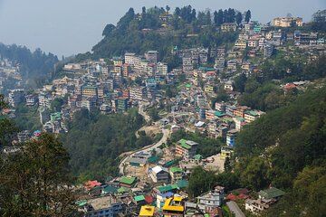 Best of Gangtok (Guided Halfday Sightseeing Tour by Car)