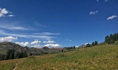 Private Eagle County Regional / Vail Airport Transfer to Aspen