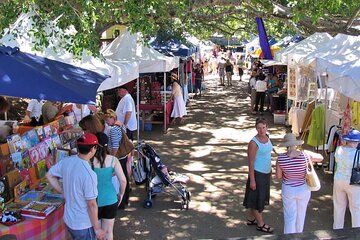 Eumundi Markets Bus Transfer: Mooloolaba Sunshine Coast & Noosa