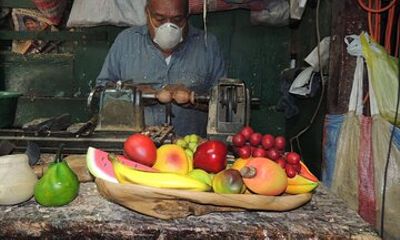 Guatemala Community Experience With Local Artisans from Antigua