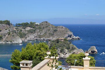 Private transfer to Giardini Naxos and Taormina from Licata