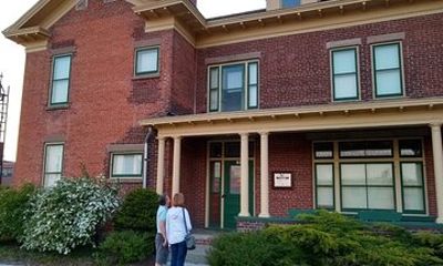 Historical Downtown Eau Claire: A Self-Guided Walking Tour