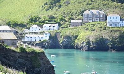 Half-Day Private Doc Martin and Fisherman's Friends Tour
