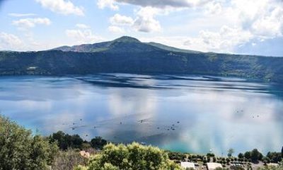 Castel Gandolfo - with private drop on and drop off
