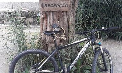 Rent mountain bike for bike path old railway to Famalicão