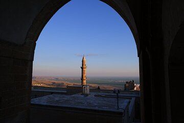 Deyrulzafaran Monastery, Dara Ancient Ruins and Old Town Tour in Mardin