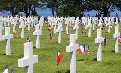 Private round transfer to Normandy D Day Beaches from Paris
