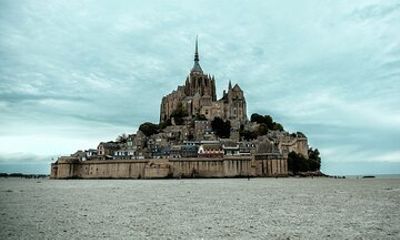 5-hour Private Tour of Mt St Michel From St Malo hotel or port