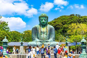 Kamakura Full Day Tour with Licensed Guide and Vehicle