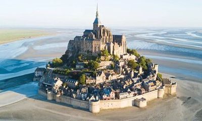 Day Trip Mont-Saint-Michel with a local driver from Rennes - 6 hours