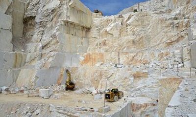 Lucca Private Day Trip to Pietrasanta and the Cararra Marble Quarries